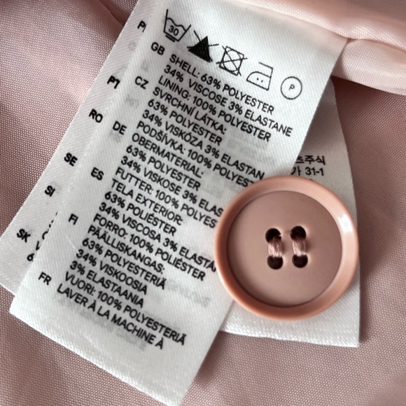 H&M | 4 | Fitted Blazer - Picture 10 of 15